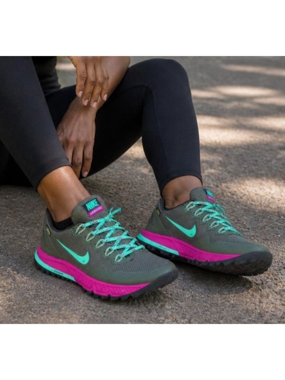Nike Air Zoom Womens Wildhorse 3 GTX Running Shoes Gray Pink 805570-300 Size 5